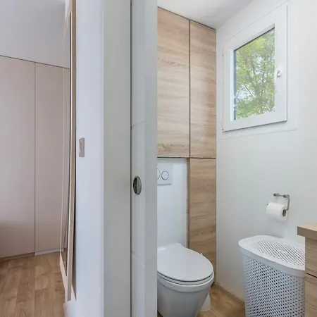 House Ive, Romantic Escape With Jacuzzi, Pool & Olive Grove Charm In Pomer, Istria Ferienhaus Pomer